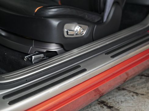 Used 2020 Rolls-Royce Dawn image 15