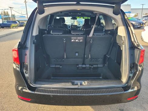Used 2024 Honda Odyssey Touring image 11