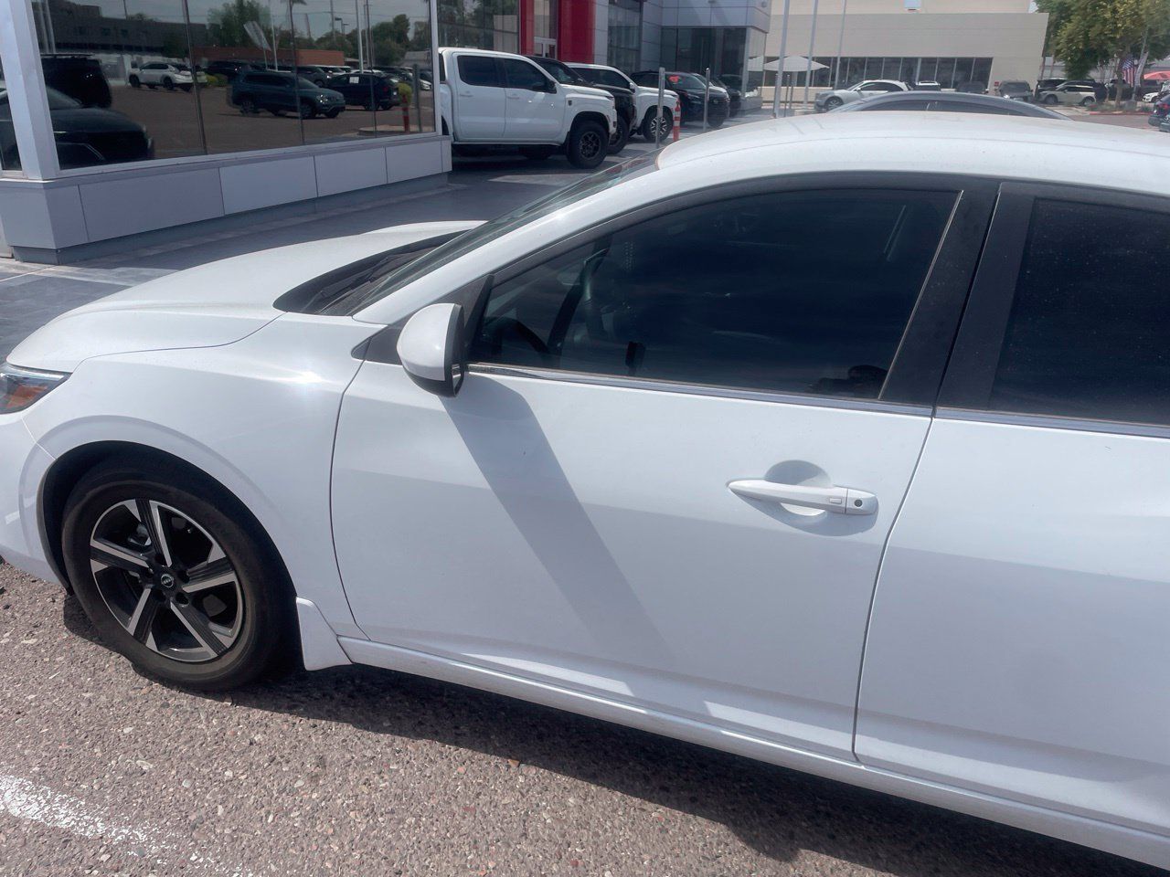 Used 2025 Nissan Sentra SV w/ All-Weather Package FWD image 4