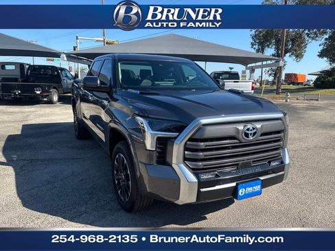 Used 2024 Toyota Tundra Limited image 3