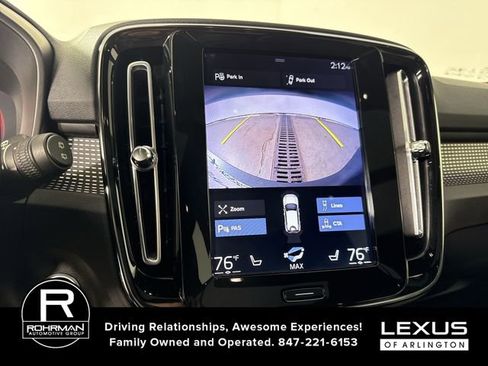 Used 2019 Volvo XC40 T5 R-Design image 8