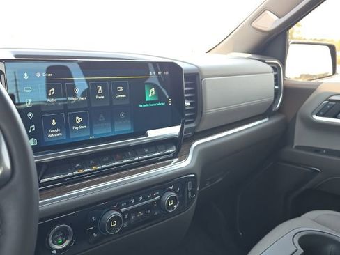 Used 2024 Chevrolet Silverado 1500 LT w/ Protection Package image 26