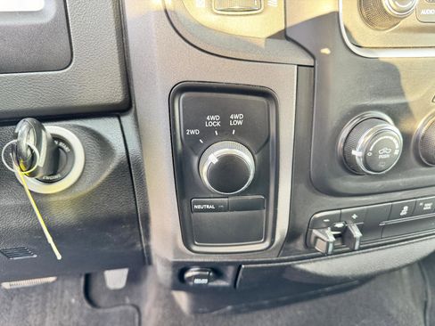 Used 2014 RAM 1500 Express image 27