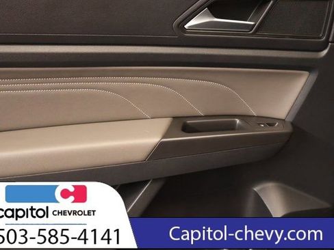 Used 2023 Volkswagen Atlas SE image 28