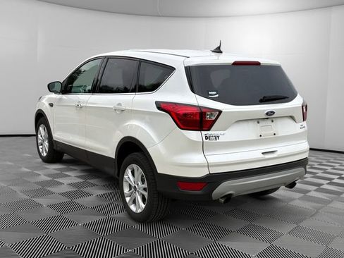 Used 2019 Ford Escape SE AWD/4WD image 3