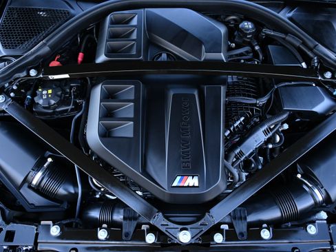 Used 2024 BMW M2 w/ Lighting Package image 18