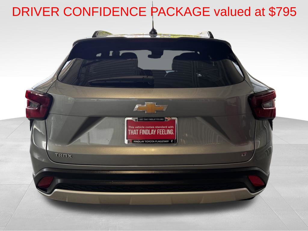 Used 2025 Chevrolet Trax LT w/ Driver Confidence Package FWD image 5