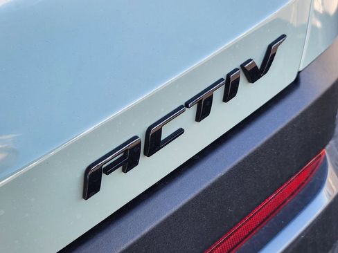 New 2026 Chevrolet Equinox ACTIV w/ Convenience Package III FWD image 5
