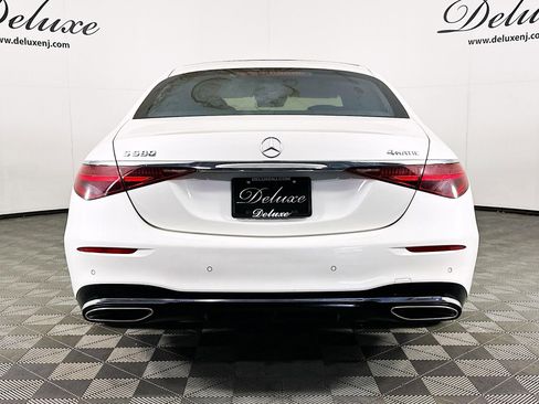 Used 2023 Mercedes-Benz S 580 4MATIC Sedan image 5