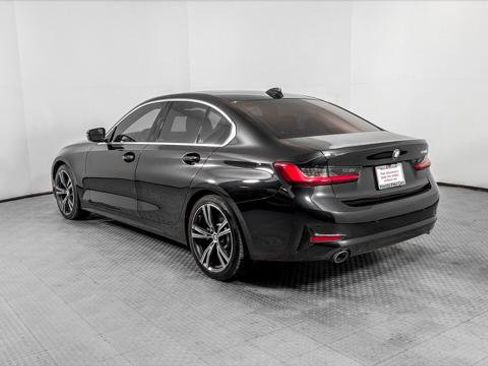 Used 2019 BMW 330i Sedan w/ Premium Package image 4