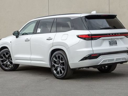 New 2026 Lexus TX 500h AWD image 3