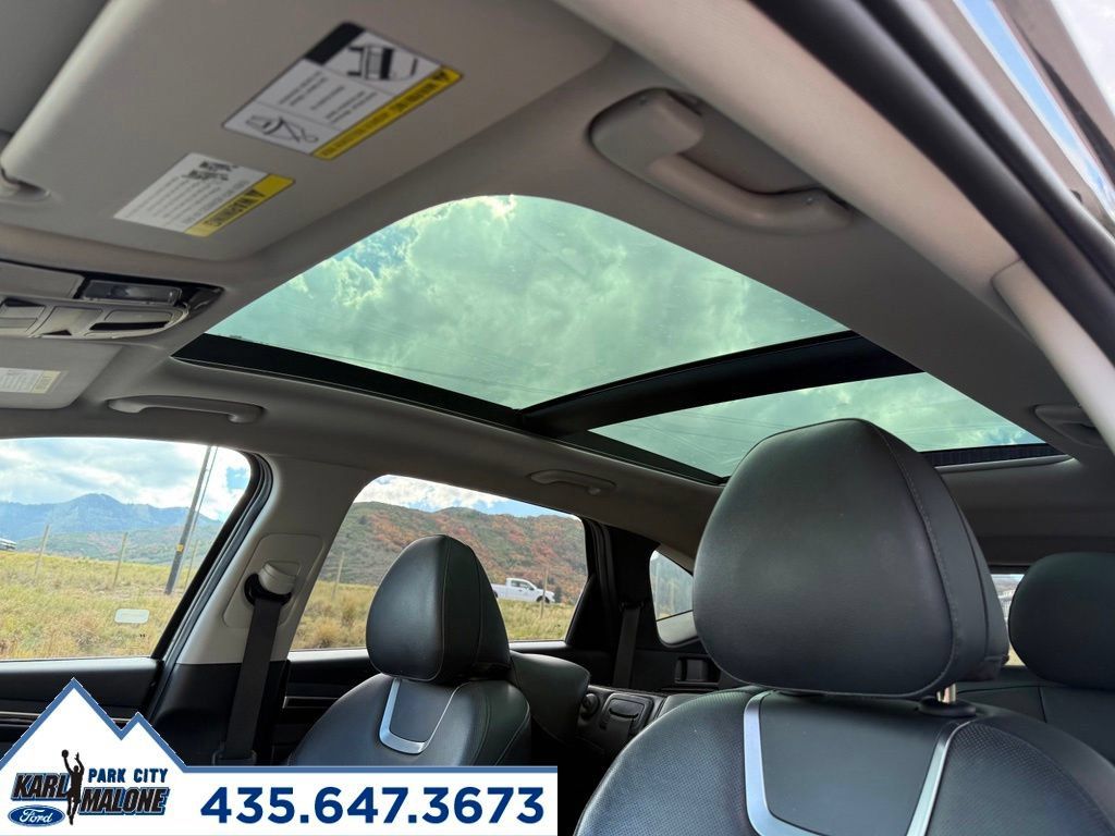 Used 2022 Hyundai Tucson Limited w/ Cargo Package AWD/4WD image 24