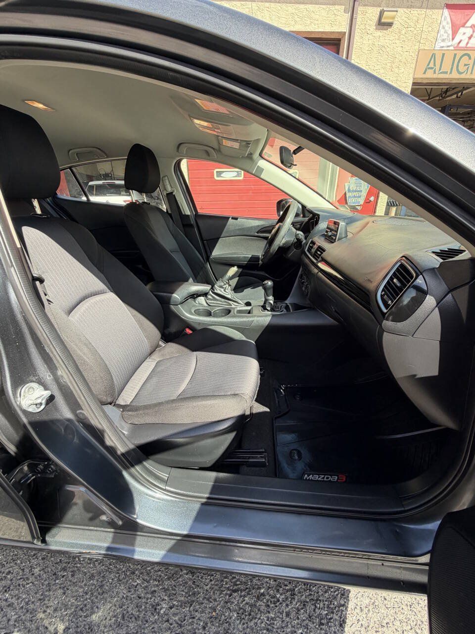 Used 2014 MAZDA MAZDA3 i Sport FWD image 35