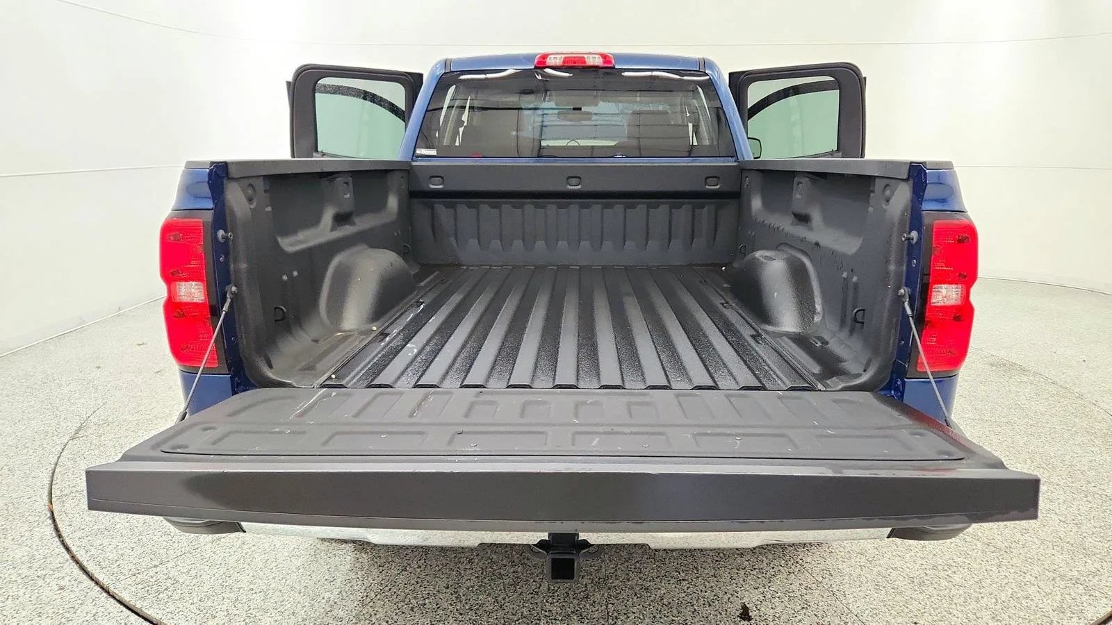 Used 2017 Chevrolet Silverado 1500 LT w/ All Star Edition AWD/4WD image 39