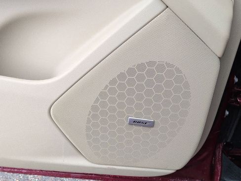 Used 2019 Cadillac XT5 Luxury image 32