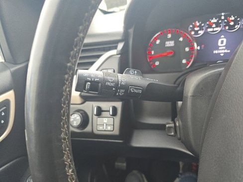 Used 2016 GMC Yukon XL Denali w/ Open Road Package image 28