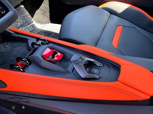 Used 2026 Lamborghini Temerario AWD/4WD image 8