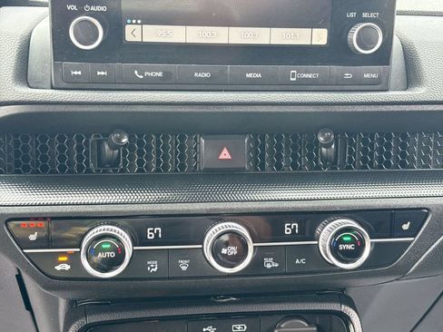 Used 2023 Honda CR-V Sport image 17