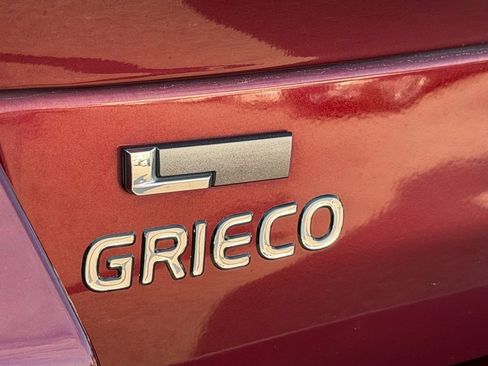 Used 2021 Jeep Grand Cherokee L Limited RWD image 12