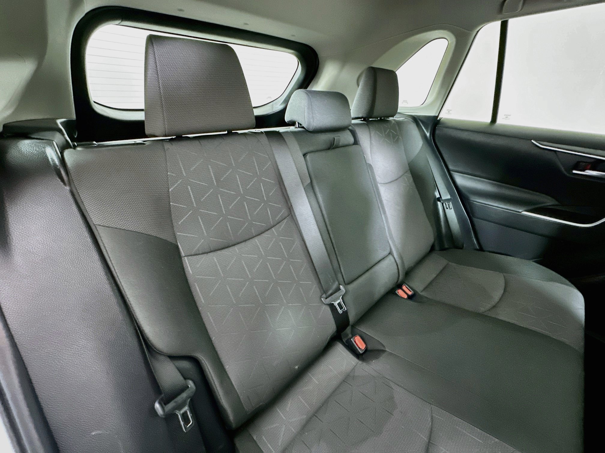 Used 2024 Toyota RAV4 XLE w/ Convenience Package AWD/4WD image 25
