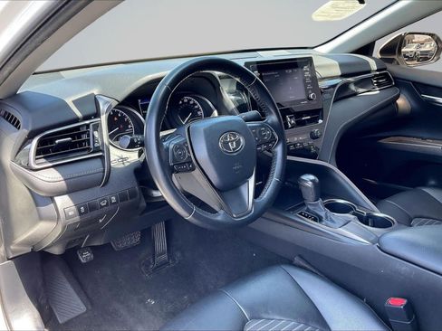 Used 2021 Toyota Camry SE FWD image 14