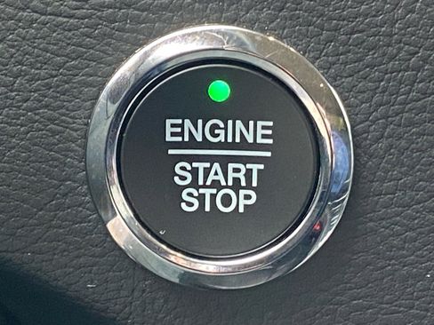 Certified 2022 Ford Edge SEL w/ Convenience Package image 19