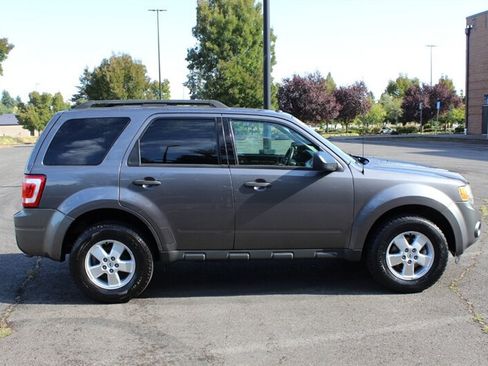 Used 2010 Ford Escape XLT FWD image 5