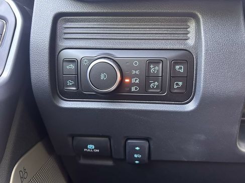 New 2026 Ford F250 Lariat w/ Black Appearance Package AWD/4WD image 34