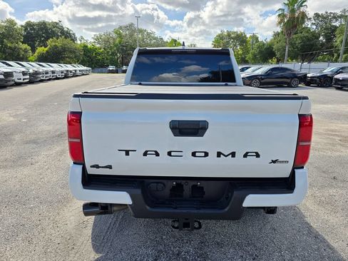 Used 2024 Toyota Tacoma SR5 AWD/4WD image 5