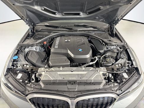 Used 2025 BMW 330i Sedan image 39