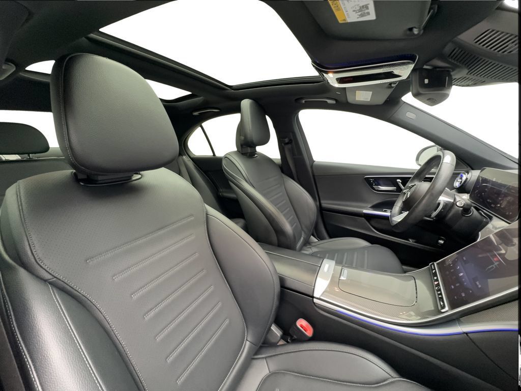 Used 2023 Mercedes-Benz C 300 Sedan image 31