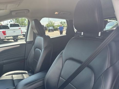 Certified 2022 Ford Escape SEL w/ Technology Package image 16