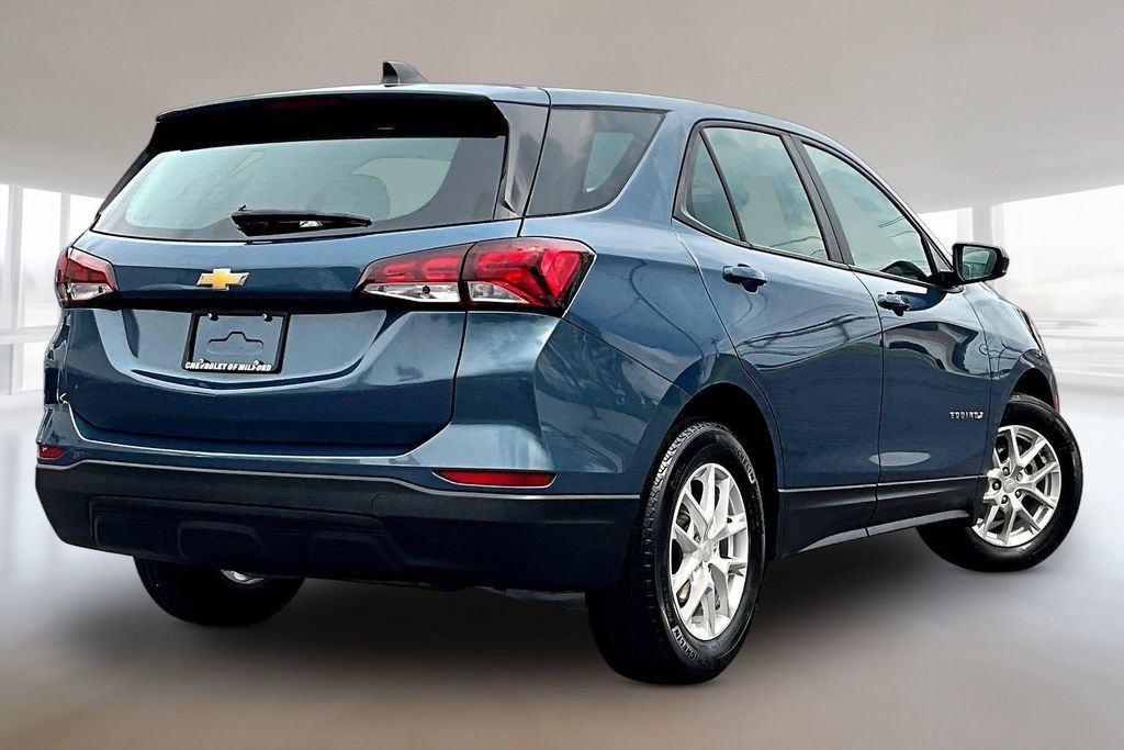 Used 2024 Chevrolet Equinox LS FWD image 6
