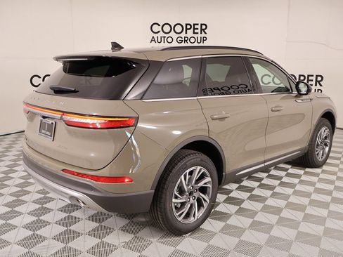 New 2026 Lincoln Corsair Premiere image 21