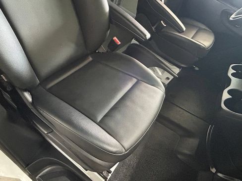 Used 2025 Mercedes-Benz Sprinter 2500 image 39