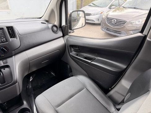 Used 2019 Nissan NV200 SV w/ Navigation Package FWD image 18