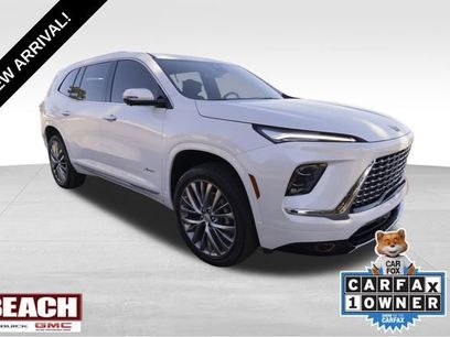Used 2025 Buick Enclave Avenir w/ LPO, Floor Liner Package