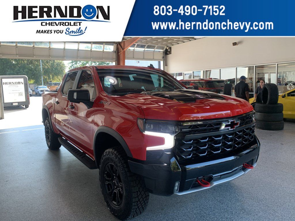 Used 2022 Chevrolet Silverado 1500 ZR2 w/ Technology Package AWD/4WD image 1