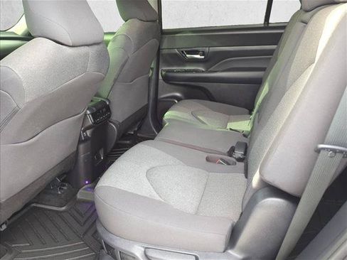 Certified 2025 Toyota Grand Highlander AWD Hybrid image 8