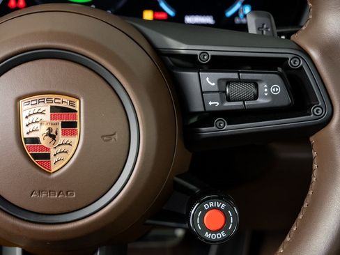 Certified 2026 Porsche 911 Carrera GTS image 11