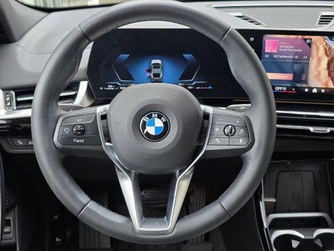 Certified 2025 BMW X2 xDrive28i w/ Convenience Package image 21