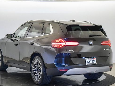 Used 2026 BMW X3 xDrive30i w/ Premium Package AWD/4WD image 2