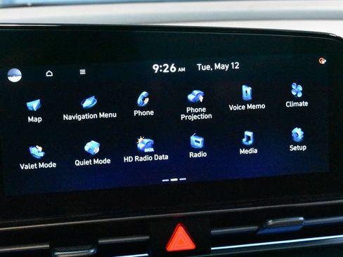 Used 2024 Hyundai Elantra SEL FWD image 12