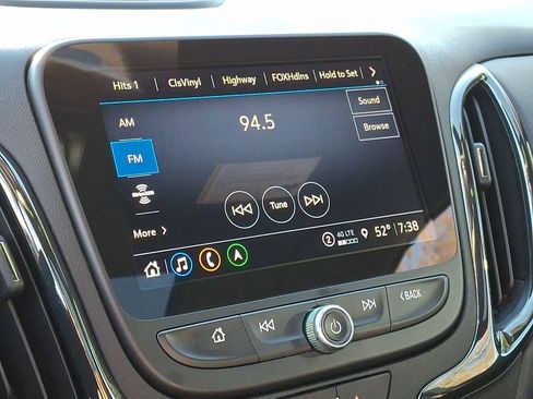 Used 2022 Chevrolet Equinox RS w/ RS Leather Package FWD image 22