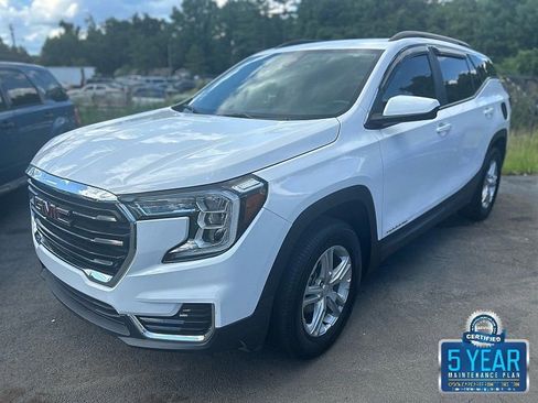 Used 2022 GMC Terrain SLE w/ Driver Convenience Package image 1