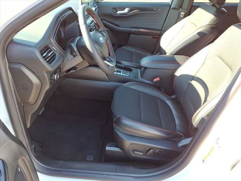 Used 2025 Ford Escape ST-Line w/ Equipment Group 301A FWD image 5