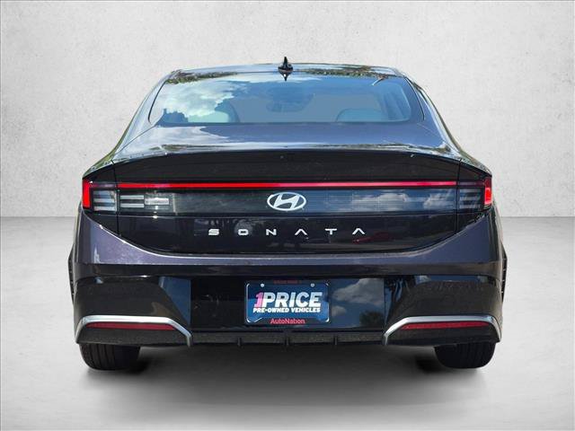 Used 2025 Hyundai Sonata SEL FWD image 7