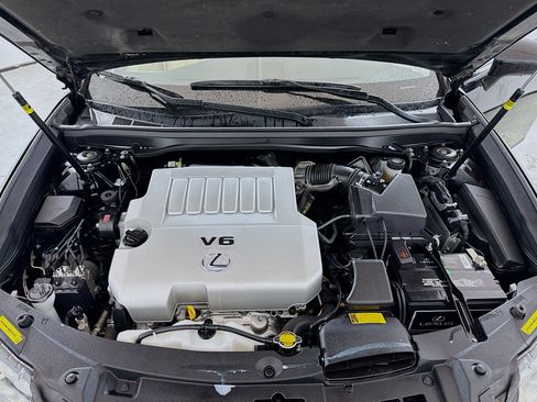 Used 2014 Lexus ES 350 w/ Ultra Luxury Package image 28