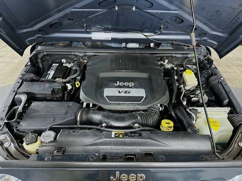 Used 2017 Jeep Wrangler Unlimited Sport w/ Quick Order Package 24S image 29