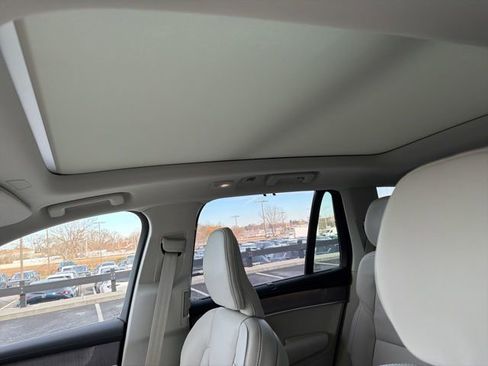 New 2026 Volvo XC90 T8 Ultra w/ Protection Package Premier AWD/4WD image 11